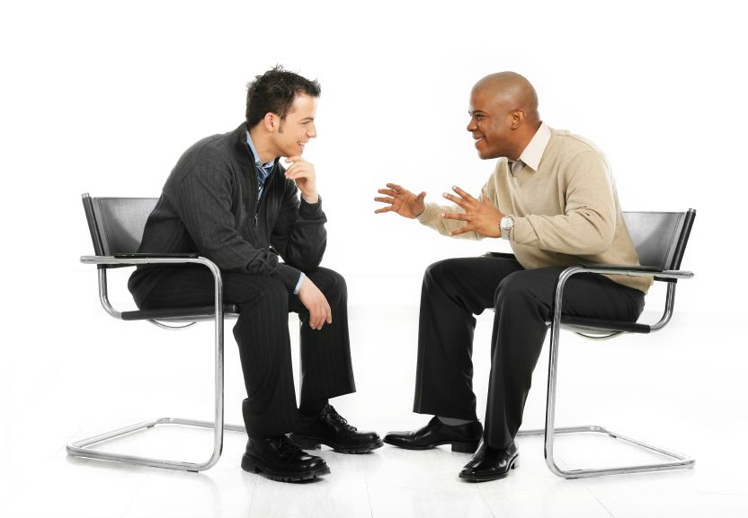 comunicación no verbal como sentarse