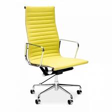 Las sillas nos enseñan comunicación no verbal en las empresas