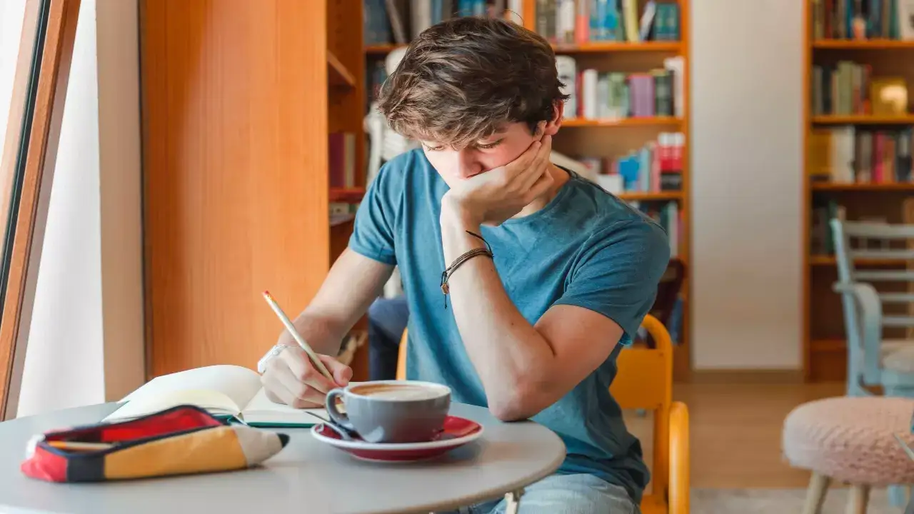 TEST DE HOLLAND PARA ORIENTACIÓN PROFESIONAL